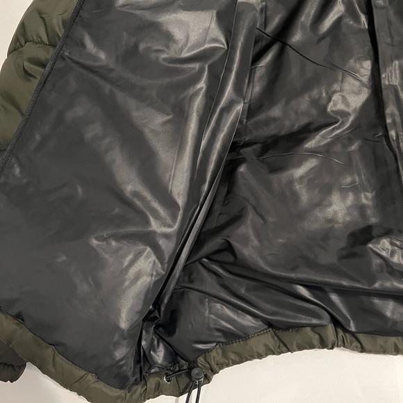 New Balance Mens Quilted Puffer Styling Down Tech Winter Jacket - Picture 8 of 12